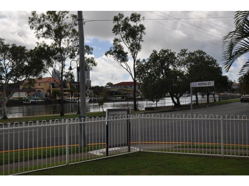1/32 Burrows Street, Biggera Waters QLD 4216