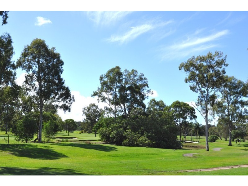 10 Chip In Place, Helensvale QLD 4212