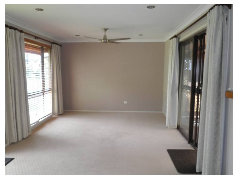 14 Crescent Avenue, Hope Island QLD 4212