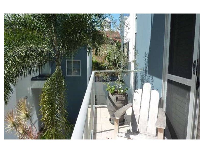 3/20 Madang Crescent, Runaway Bay QLD 4216