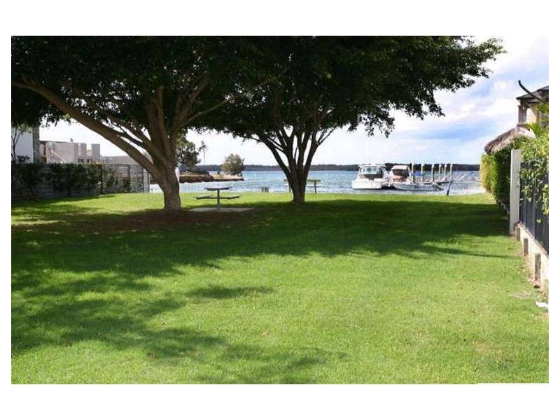 3/20 Madang Crescent, Runaway Bay QLD 4216