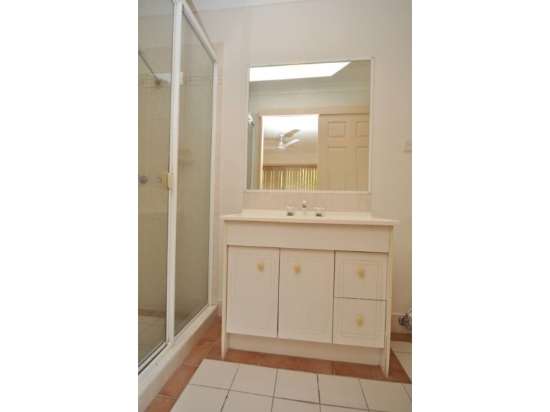 29 Alcott Court, Parkwood QLD 4214