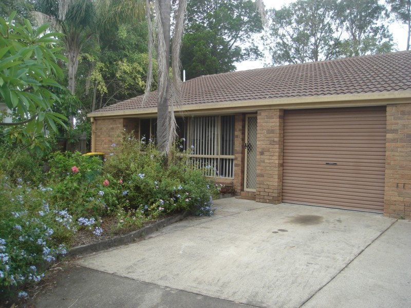 2/5 Waterbird Court, Coombabah QLD 4216