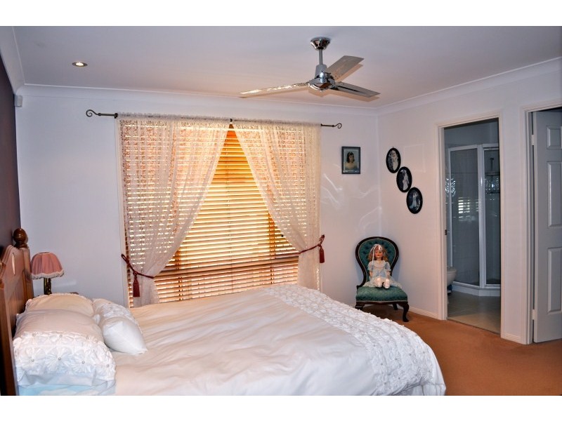 157 Monterey Keys Drive, Monterey Keys QLD 4212