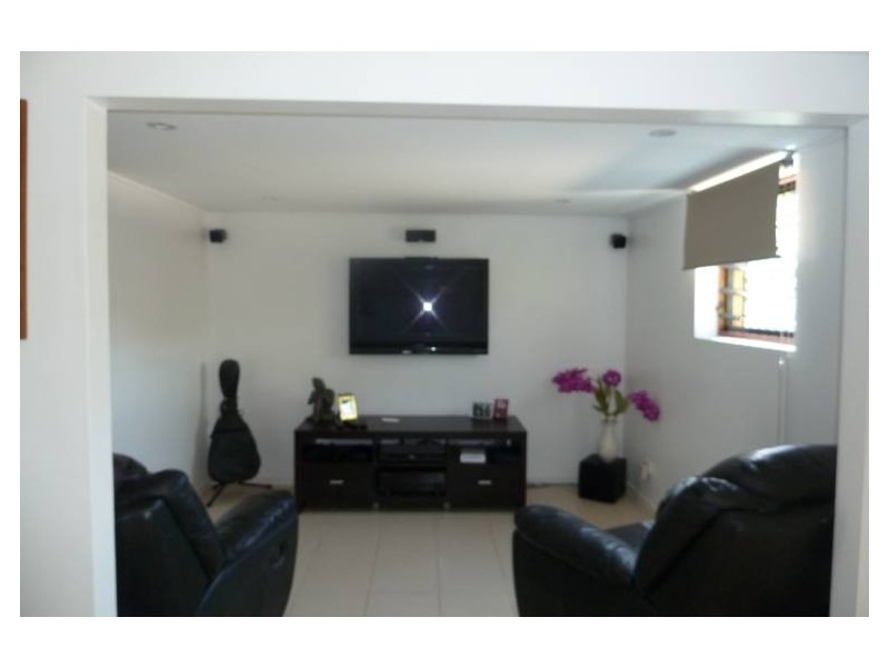 148 Muir Street, Labrador QLD 4215