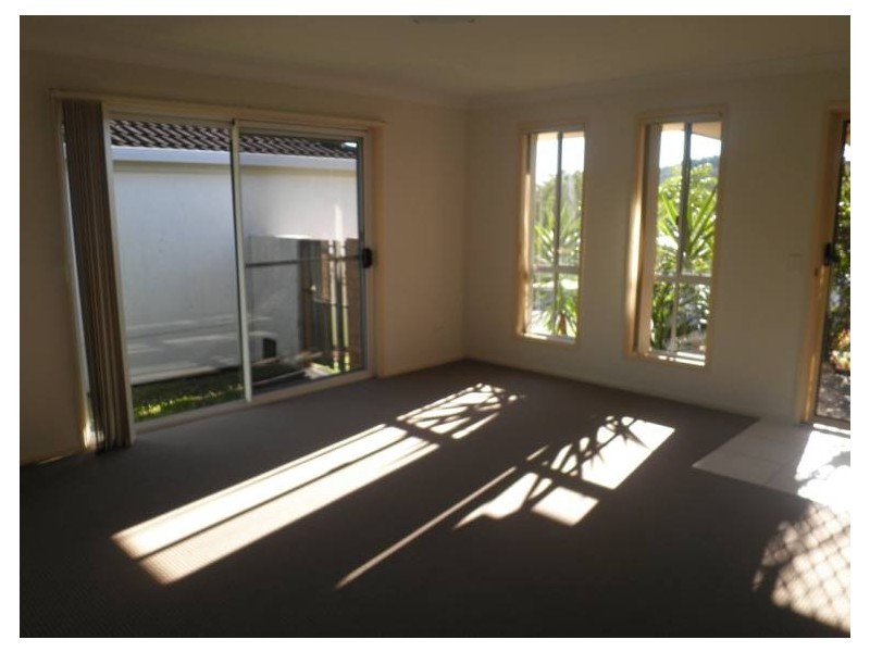 36 Drysdale Lane, Parkwood QLD 4214