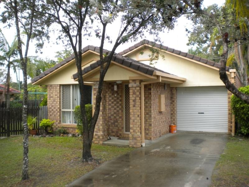 166/31 Usher Avenue, Labrador QLD 4215