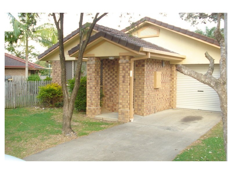 166/31 Usher Avenue, Labrador QLD 4215