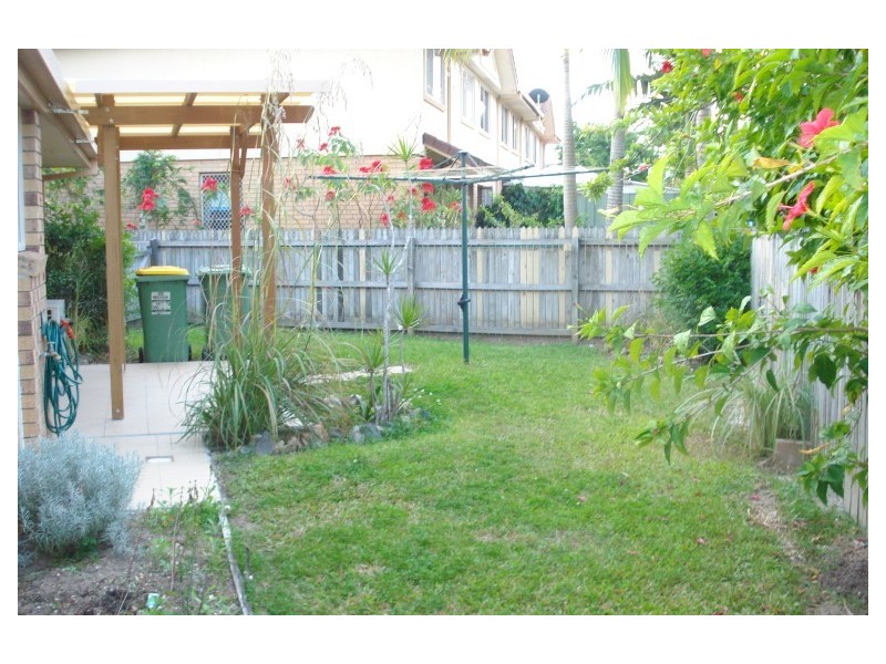 166/31 Usher Avenue, Labrador QLD 4215