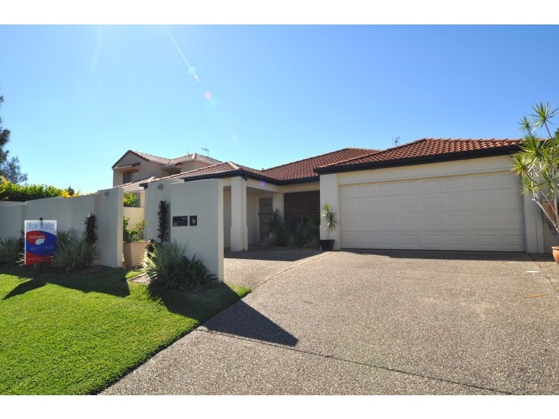 42 Marble Arch Place, Arundel QLD 4214