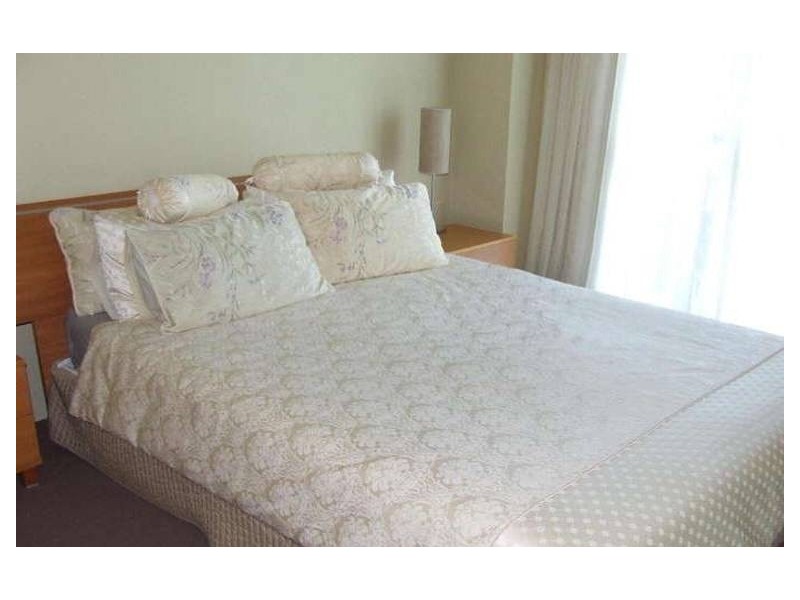 309/360 Marine Parade, Labrador QLD 4215