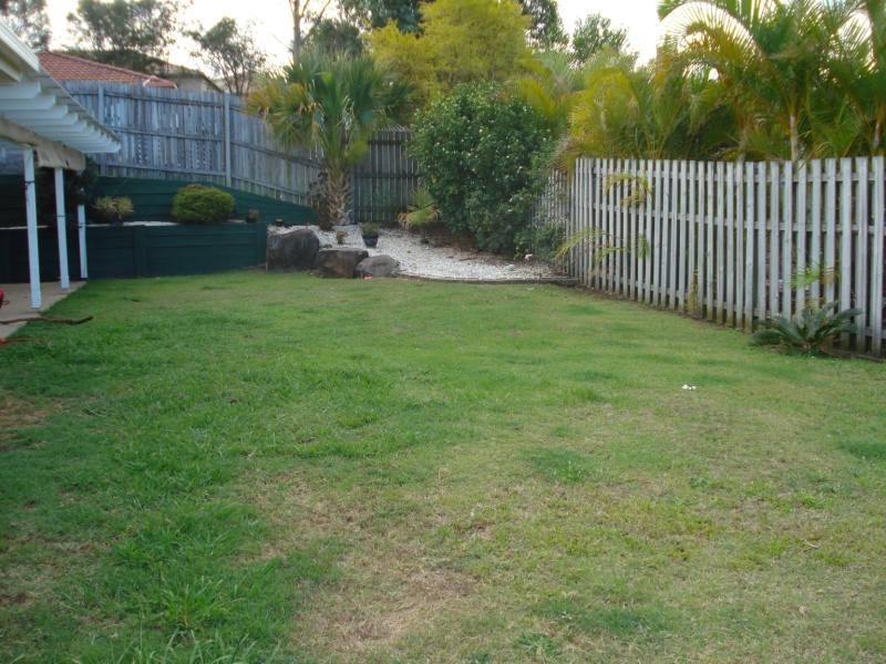 32 Daintree Drive, Parkwood QLD 4214