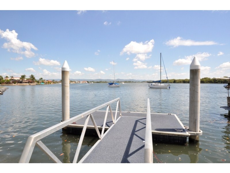 24/8 Paradise Parade, Paradise Point QLD 4216