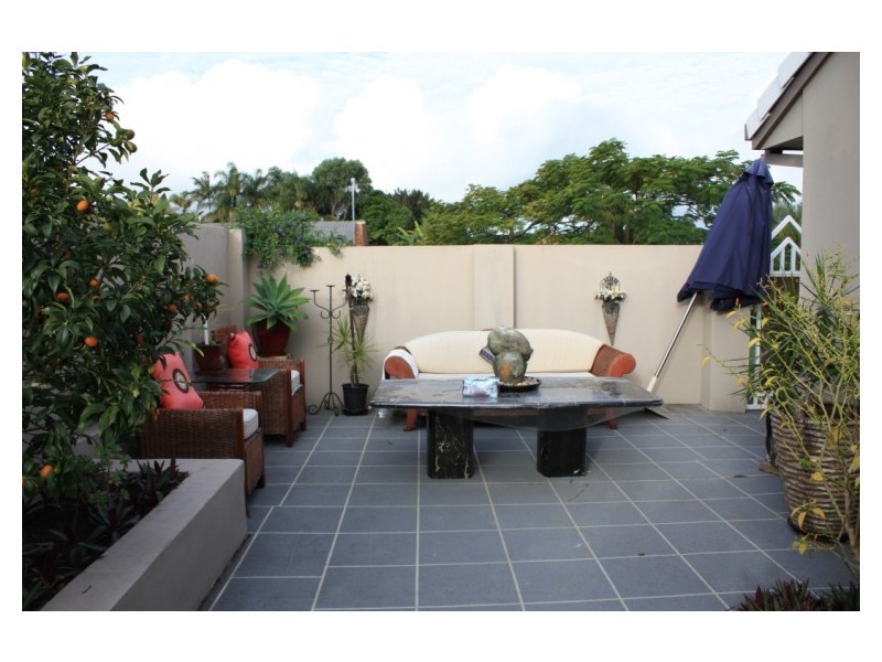 17 Parkwood Boulevarde, Parkwood QLD 4214