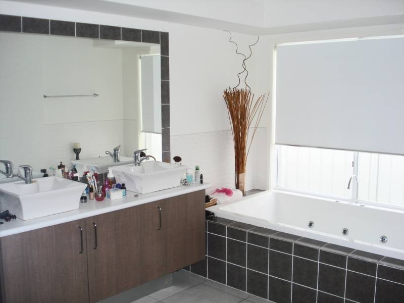 156 Lae Drive, Coombabah QLD 4216