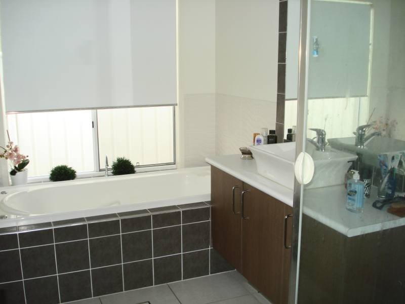 156 Lae Drive, Coombabah QLD 4216