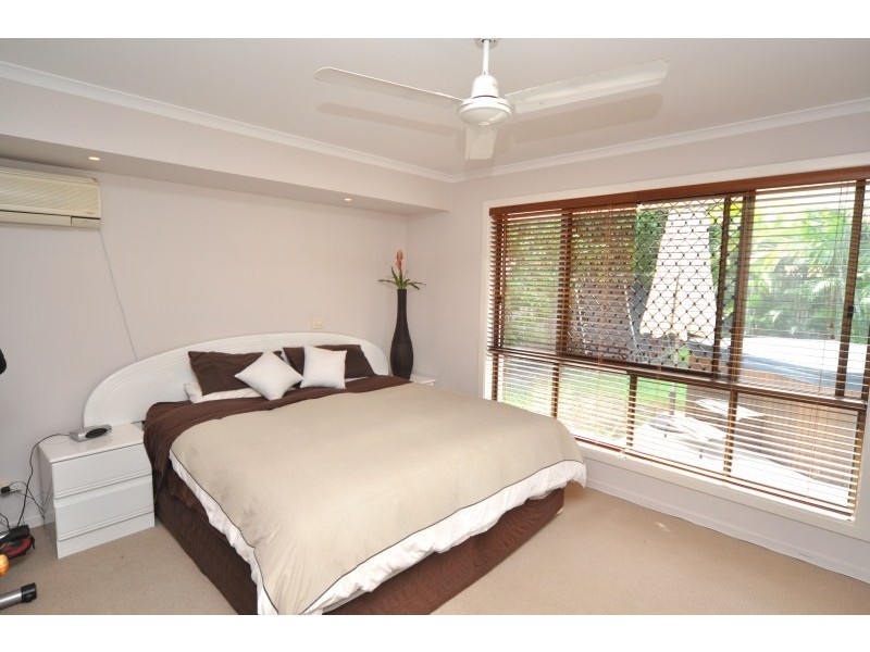 12 Koitaki Court, Runaway Bay QLD 4216