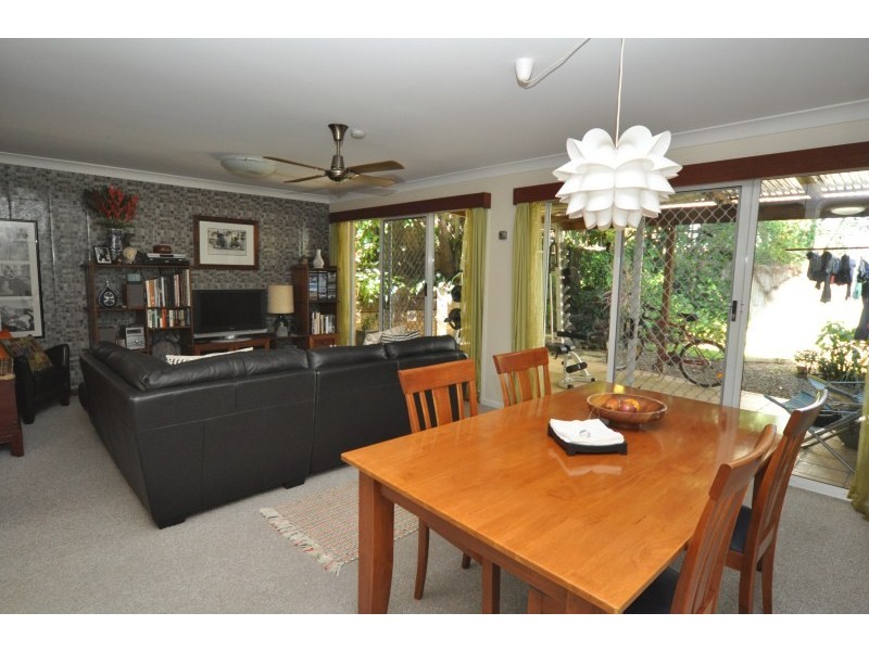 4/77 Government Road, Labrador QLD 4215