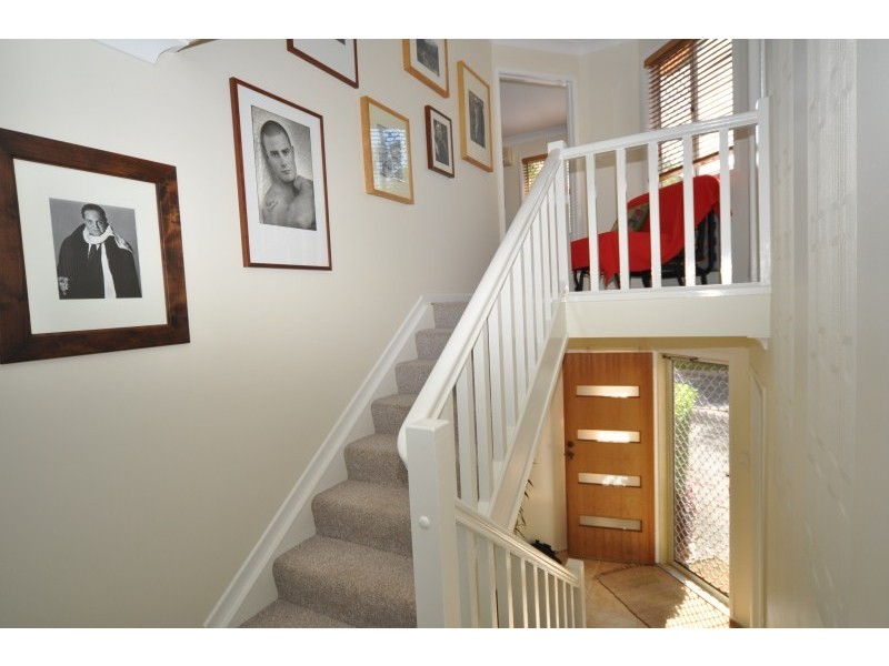 4/77 Government Road, Labrador QLD 4215