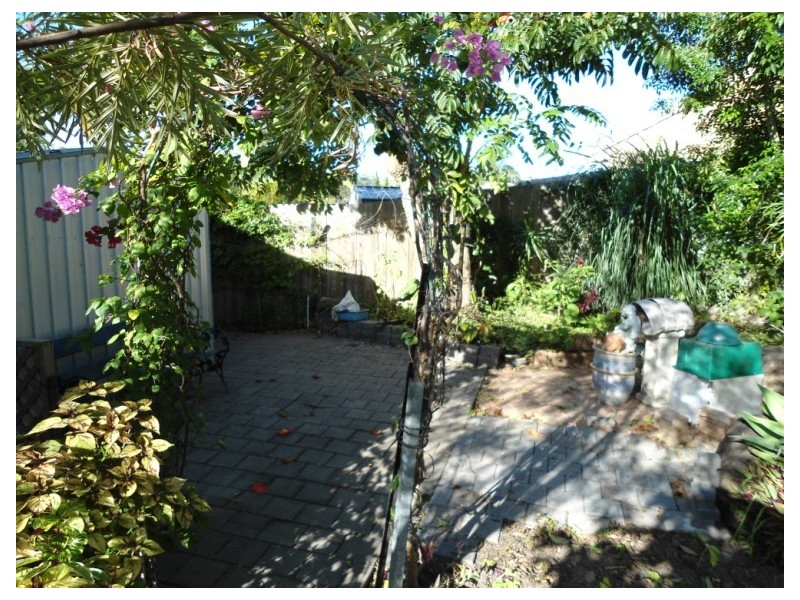 2/2 Hollywood Place, Oxenford QLD 4210