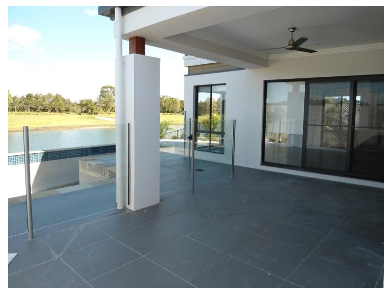 29/7632 Fairway Boulevarde, Hope Island QLD 4212