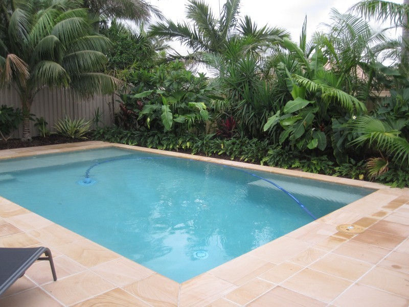 5 Matthew Flinders Drive, Paradise Point QLD 4216