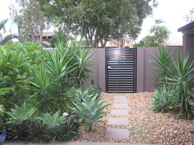 5 Matthew Flinders Drive, Paradise Point QLD 4216