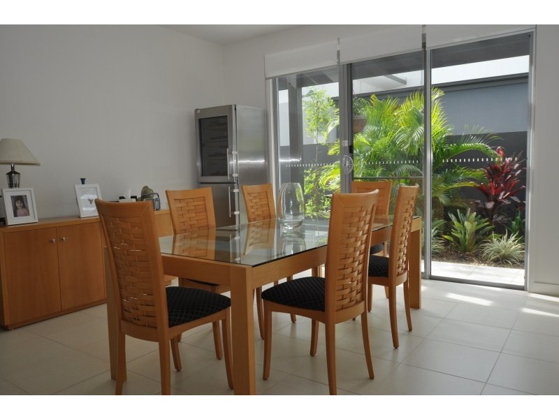 3 Ruthenium Court, Hope Island QLD 4212
