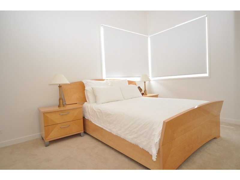 3 Ruthenium Court, Hope Island QLD 4212