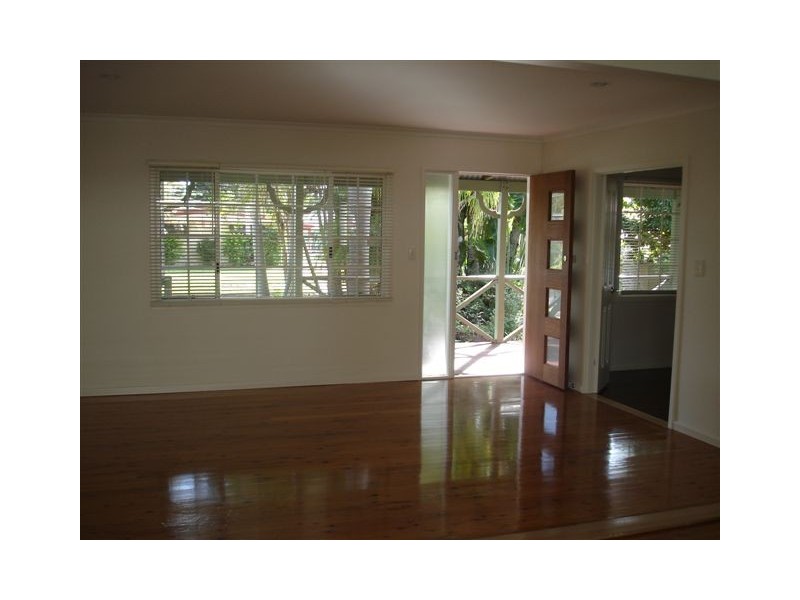 48 Clam Street, Runaway Bay QLD 4216