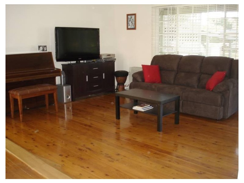 48 Clam Street, Runaway Bay QLD 4216