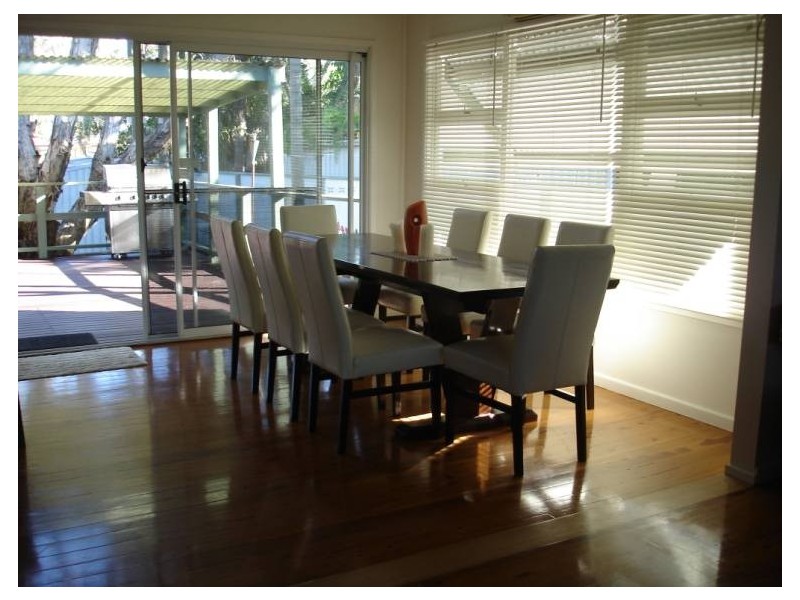 48 Clam Street, Runaway Bay QLD 4216