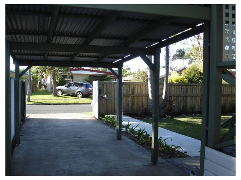 48 Clam Street, Runaway Bay QLD 4216