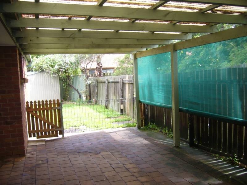 2/12 Telopea Street, Labrador QLD 4215