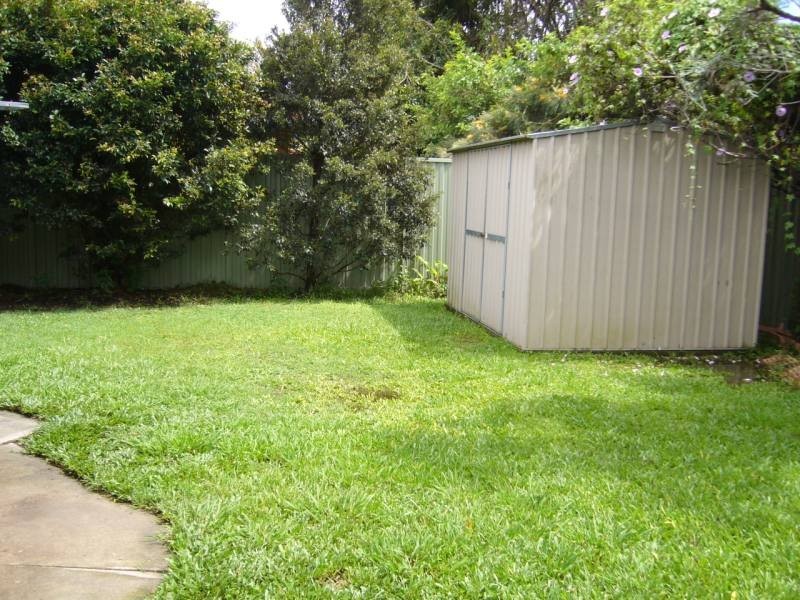 2/12 Telopea Street, Labrador QLD 4215