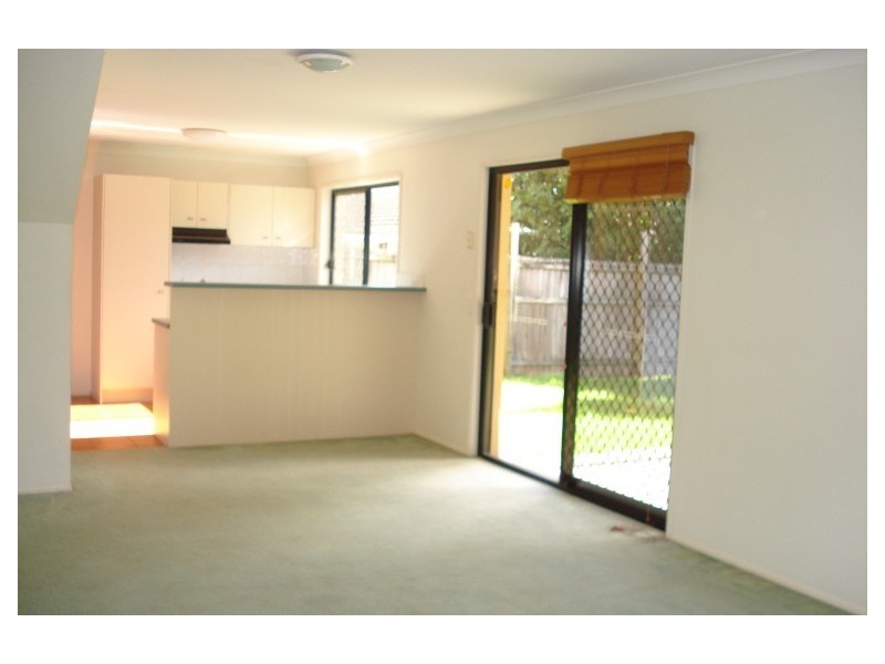 12 Hialeah Crescent, Oxenford QLD 4210