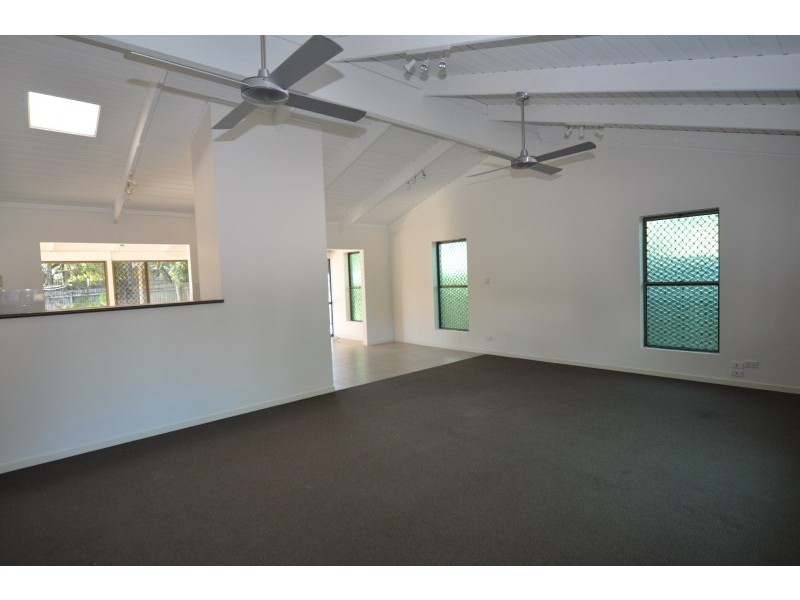 3 Hansford Road, Coombabah QLD 4216