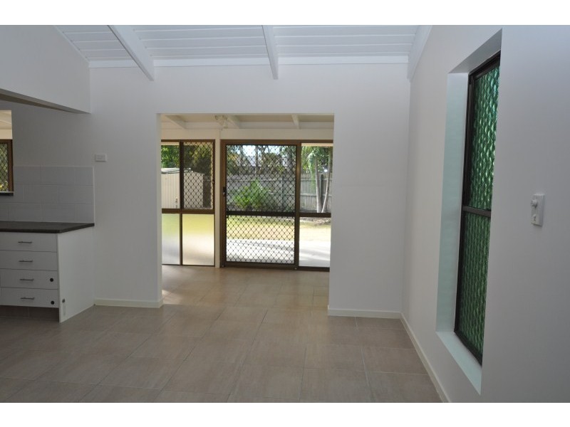 3 Hansford Road, Coombabah QLD 4216