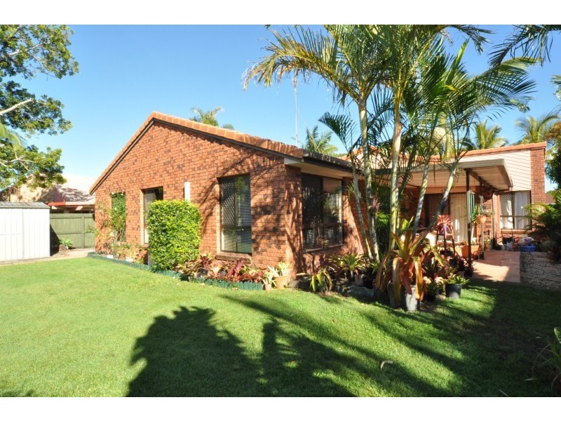 25 Sundown Drive, Paradise Point QLD 4216