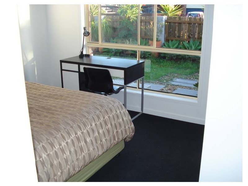 2/15 Crystal Reef Drive, Coombabah QLD 4216