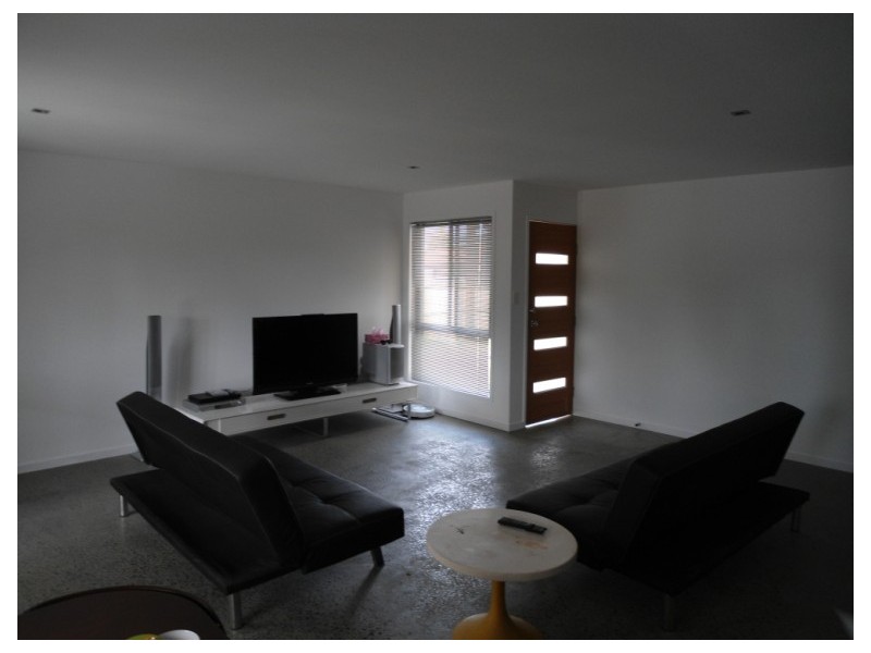 2/15 Crystal Reef Drive, Coombabah QLD 4216