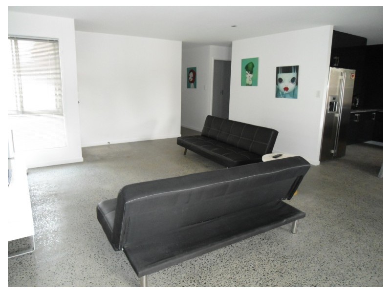 2/15 Crystal Reef Drive, Coombabah QLD 4216