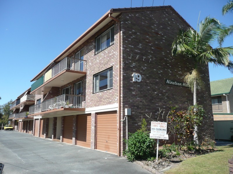 8/19 Huth Street, Labrador QLD 4215