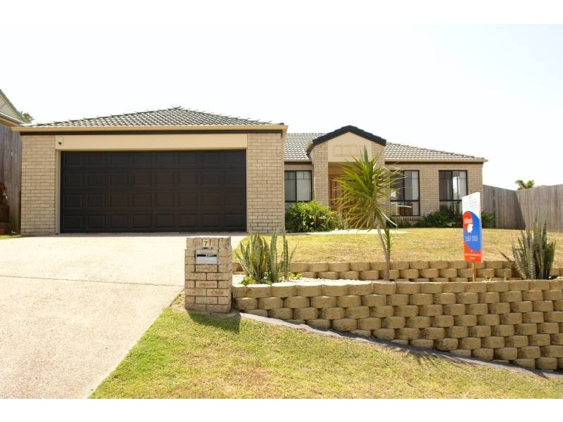 7 Buddy Holly Close, Parkwood QLD 4214