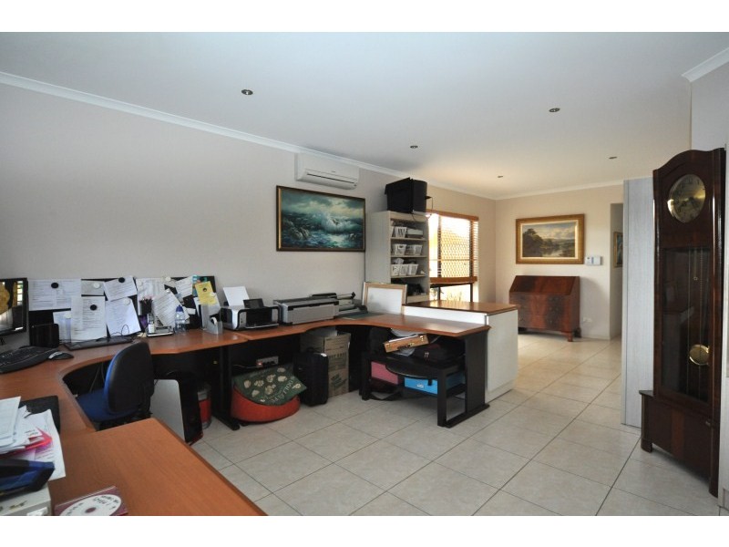 21 Buffalo Crescent, Pacific Pines QLD 4211