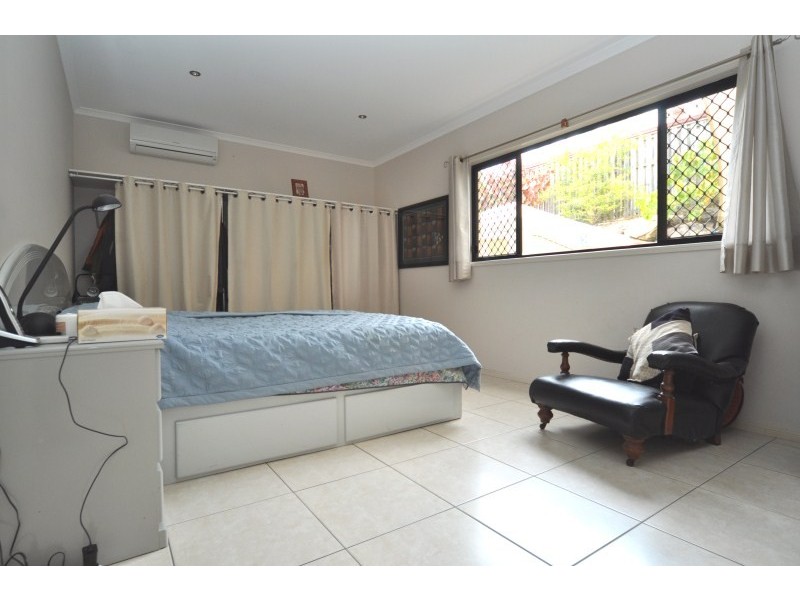 21 Buffalo Crescent, Pacific Pines QLD 4211