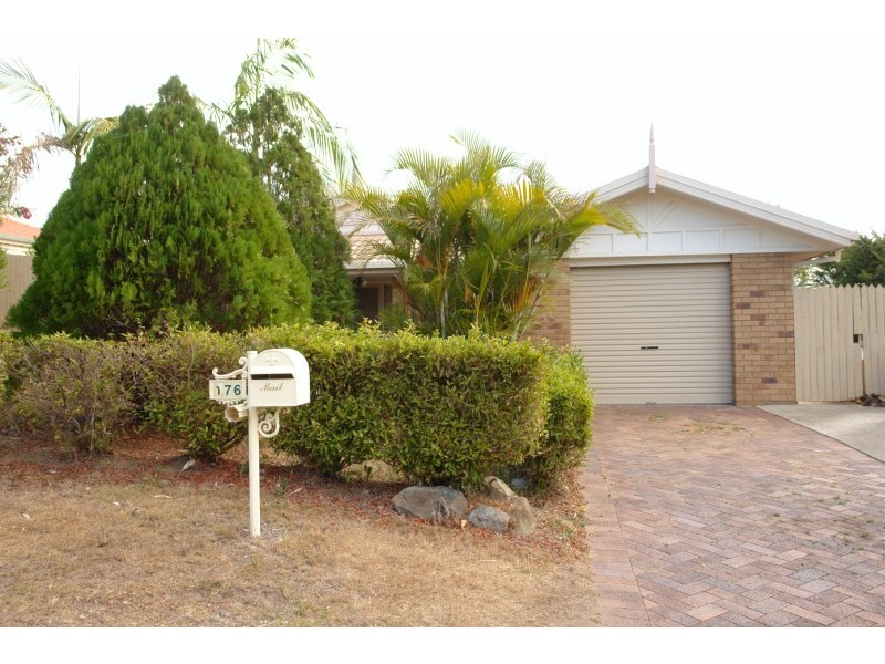 176 Universal Street, Oxenford QLD 4210