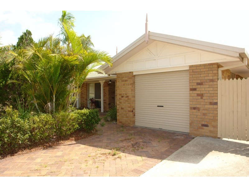 176 Universal Street, Oxenford QLD 4210