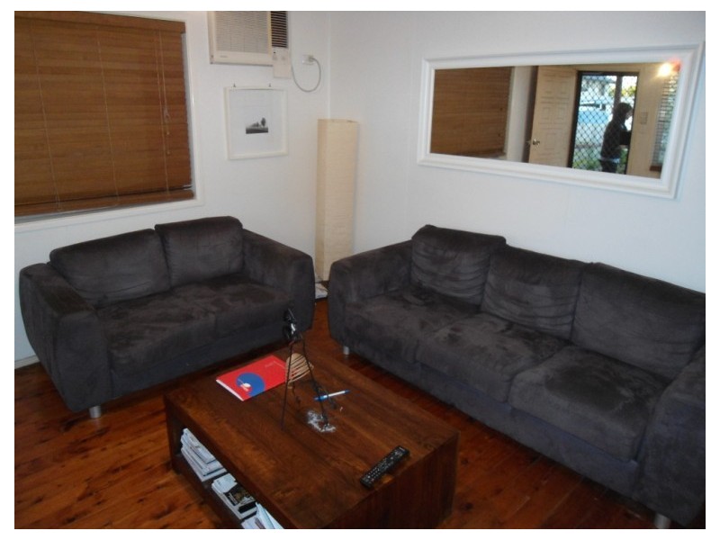 15 Nambur Street, Runaway Bay QLD 4216