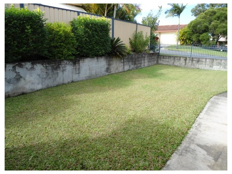 1/3 Dalton Street, Southport QLD 4215